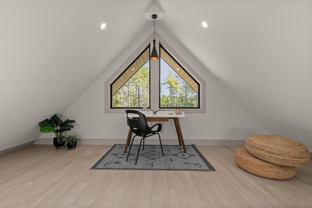 Numinous Cottage Long Lake Oasis Centre Rawdon ภายนอก รูปภาพ