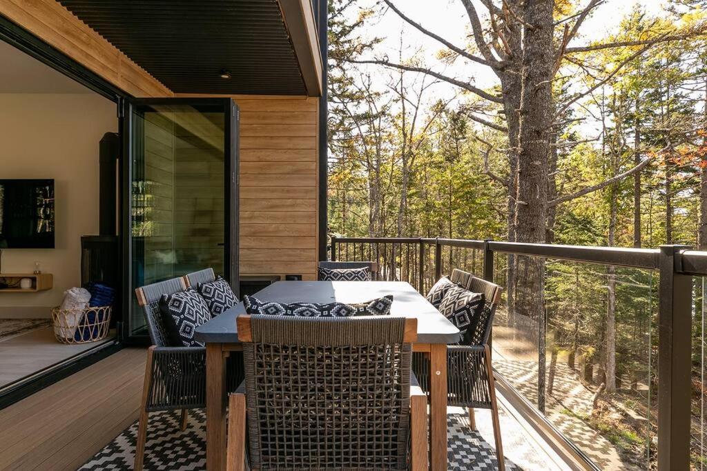 Numinous Cottage Long Lake Oasis Centre Rawdon ภายนอก รูปภาพ