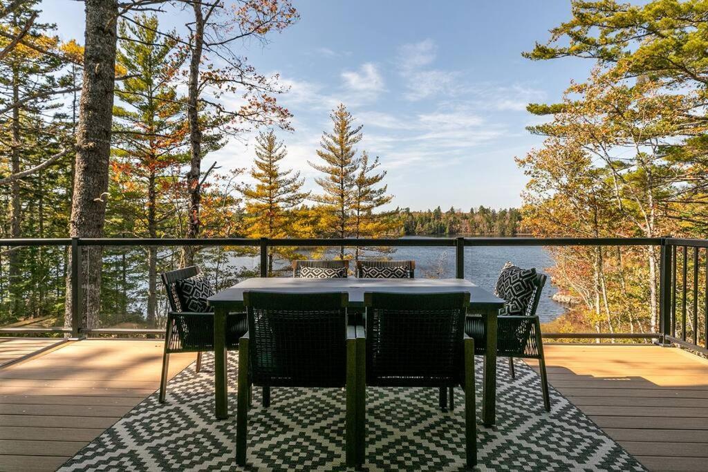 Numinous Cottage Long Lake Oasis Centre Rawdon ภายนอก รูปภาพ