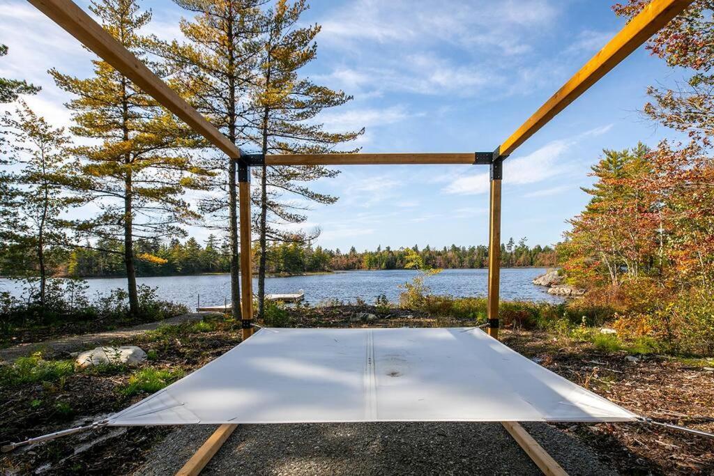 Numinous Cottage Long Lake Oasis Centre Rawdon ภายนอก รูปภาพ